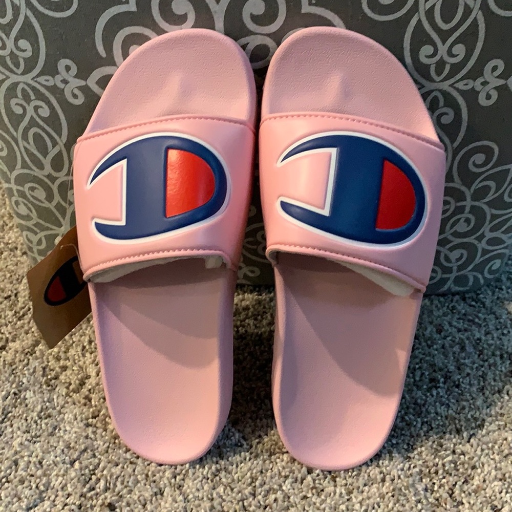 Champion slide size 6.  NWT